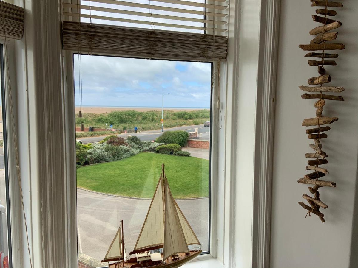 Beach Lookout - SEA VIEWS Lytham St Annes Exterior foto