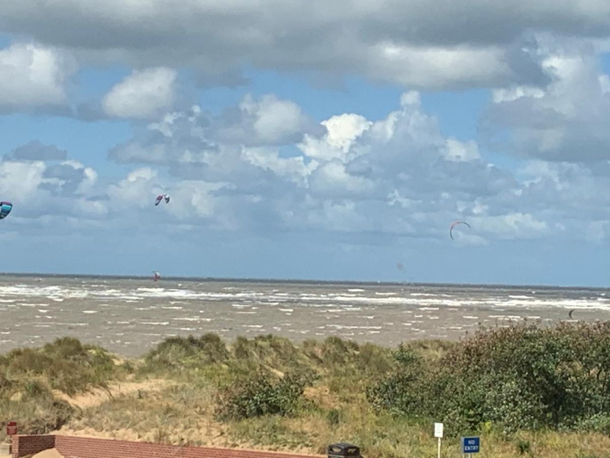 Beach Lookout - SEA VIEWS Lytham St Annes Exterior foto